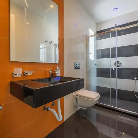 New Duplex Penthouse W Breathtaking Views By Sf Homes Apartment