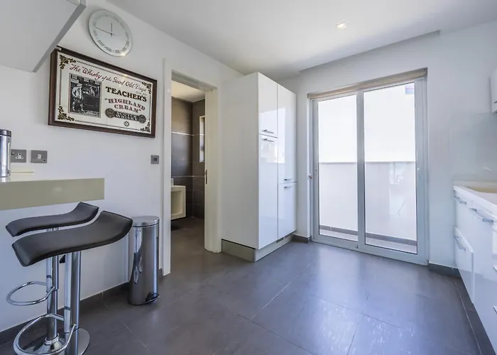 Apartment New Duplex Penthouse W Breathtaking Views By Sf Homes Gzira