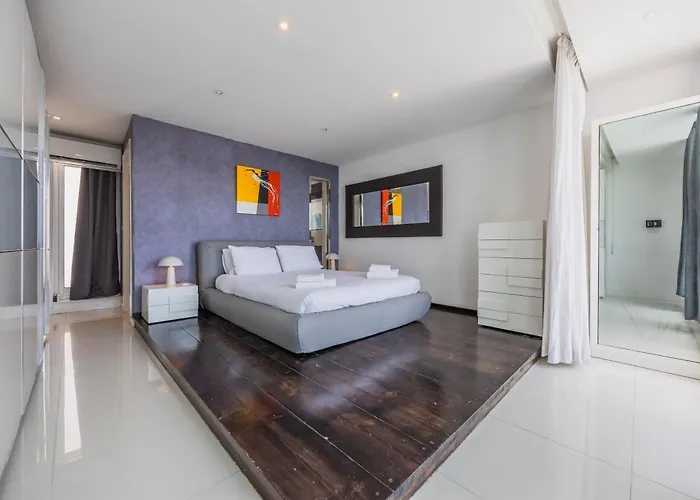 New Duplex Penthouse W Breathtaking Views By Sf Homes *