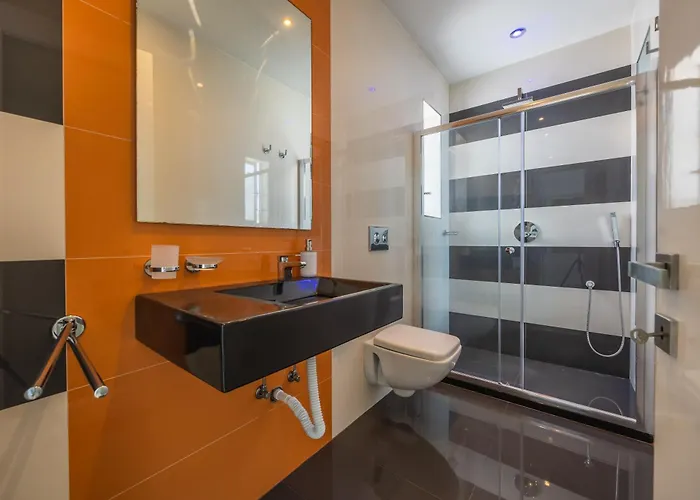 New Duplex Penthouse W Breathtaking Views By Sf Homes Apartment