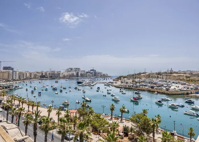 New Duplex Penthouse W Breathtaking Views By Sf Homes Gzira